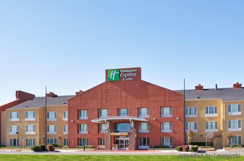 Holiday Inn Express Elk Grove West I-5 By Ihg Exterior foto